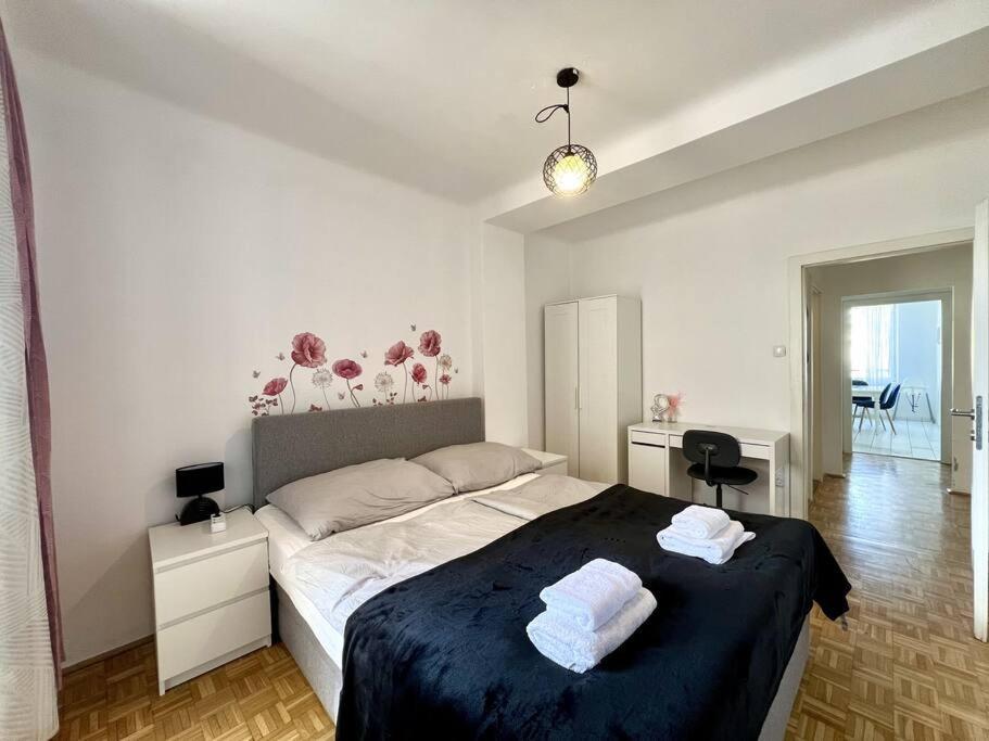 Big Family Apartment Vienna Exterior photo